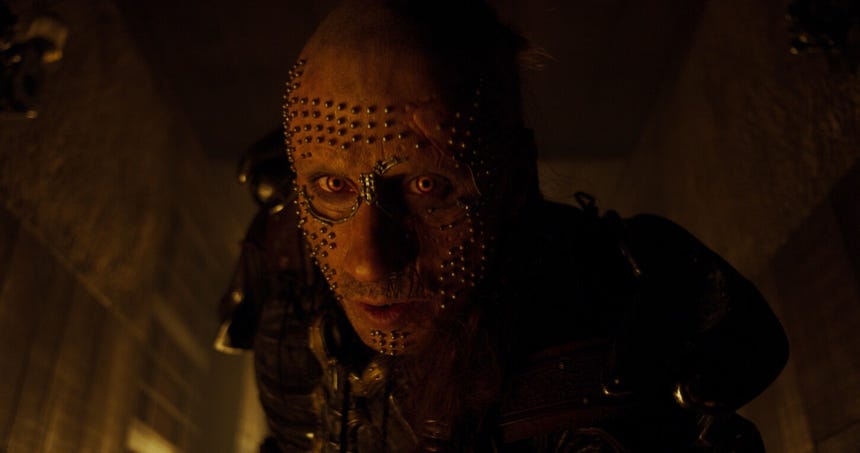 En 'Supergirl', Matthias Schoenaerts interpreta a Krem de las Colinas Amarillas, el villano que desencadena la misión de Kara y Ruthye.