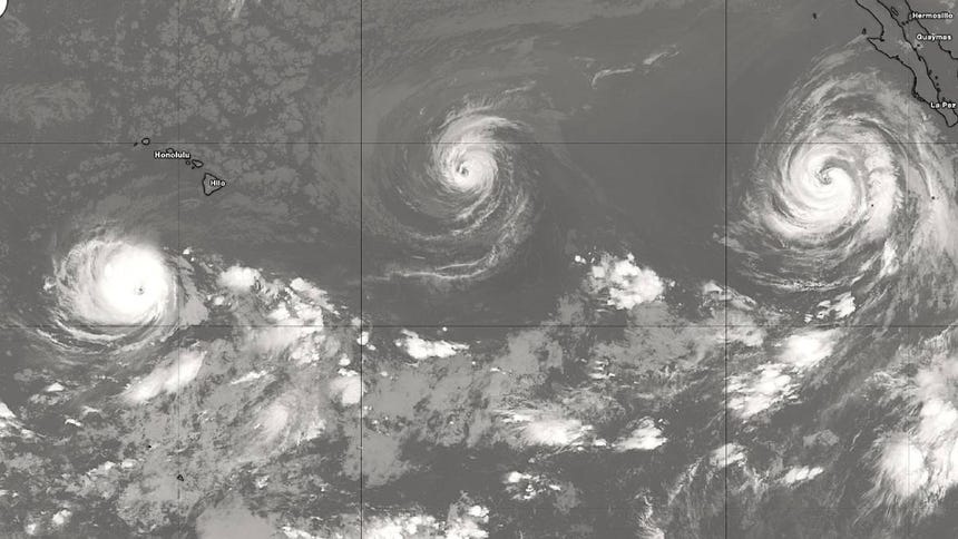 Tres huracanes en simultáneo se registran en el Oceáno Pacífico