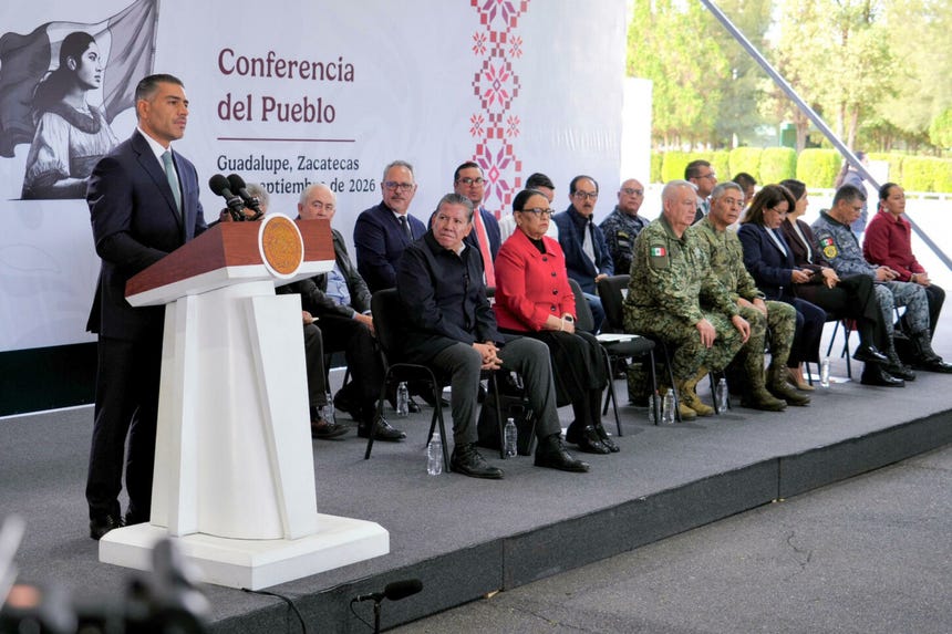 Omar García Harfuch, secretario de Seguridad y Protección Ciudadana, admitió que existía una relación previa, que calificó de “comercial”, entre Jonathan Meléndez, músico de Camilo Séptimo, y el presunto responsable del homicidio múltiple registrado el 1 de septiembre en el central Estado de México.    