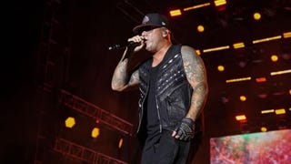 Wisin conquista Madrid con los clásicos que marcaron la vieja escuela del reguetón