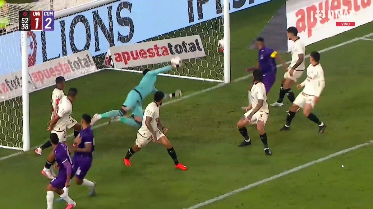 Golpe a Universitario: Flavio Alcedo de Comerciantes Unidos anotó de cabeza en duelo del Torneo Clausura [VIDEO]