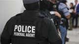 Dos guardias de un centro de detención para migrantes en Florida son acusados de agresión