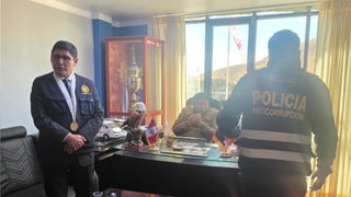 Puno: condenan a alcalde de Huacullani y a otras dos personas por recibir 30 mil soles de coima