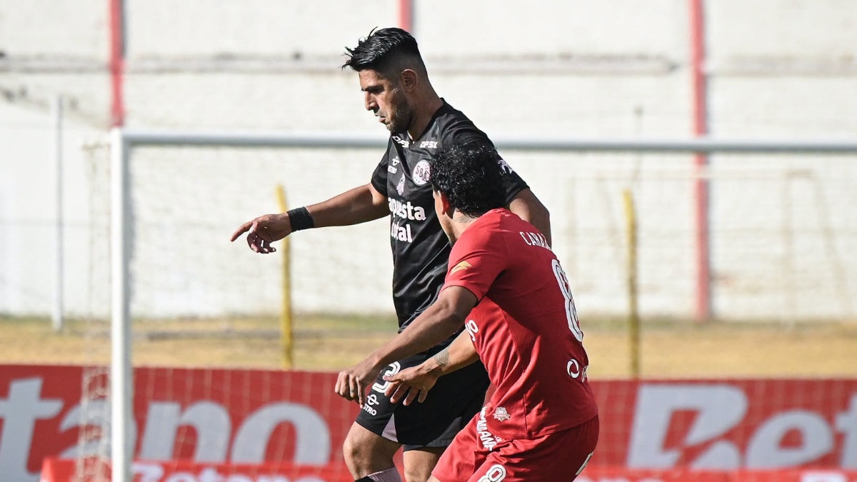 "Cubre la pelota": Técnico de Sport Boys consideró que Carlos Zambrano no cometió penal ante Sport Huancayo