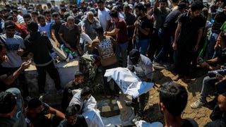 Israel mata a una niña de 8 años y a su padre en ataque aéreo al oeste de ciudad de Gaza
