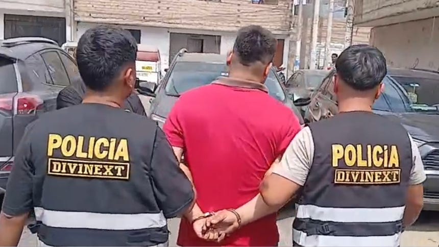 Así fue trasladado uno de los presuntos secuestradores en SMP.