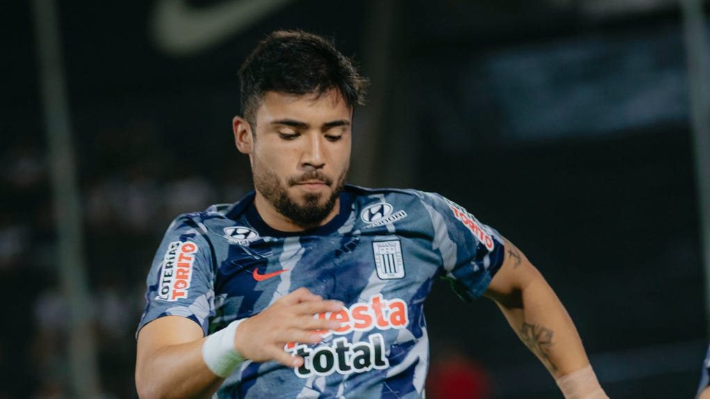 Nicolás Díaz fue titular ante Juan Pablo II