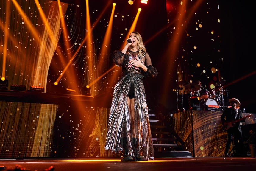 Flor Bertotti cantará en Lima éxitos como 'Mi vestido azul', 'Flores amarillas', 'Te amo más' y 'Mañana habrá'.