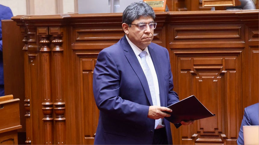 Élmer Cuba plantea nuevo régimen para formalizar trabajadores de pequeñas empresas: 'La Ley Mype actual ha fracasado'