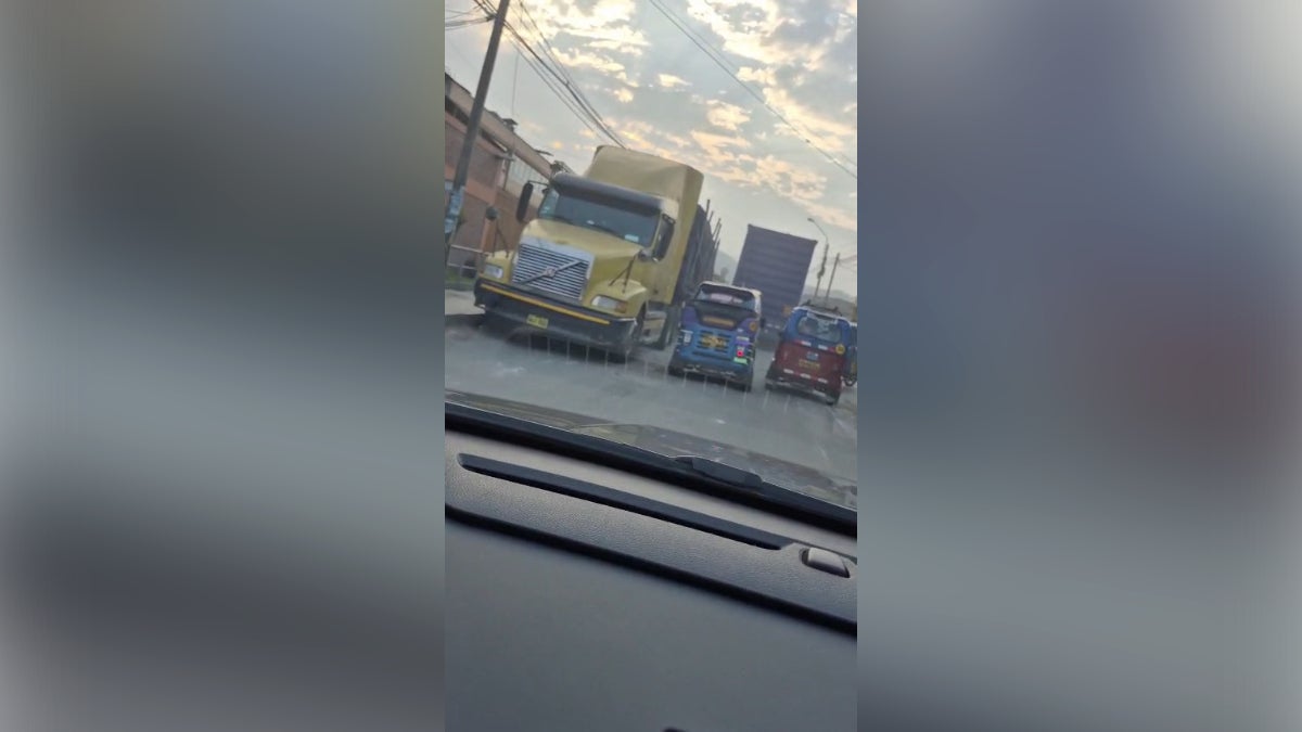 Los conductores hacen un llamado a las autoridades de la Municipalidad de San Juan de Lurigancho para que fiscalicen la zona. 