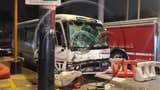 Cúster de transporte público ocasionó aparatoso triple choque en La Molina