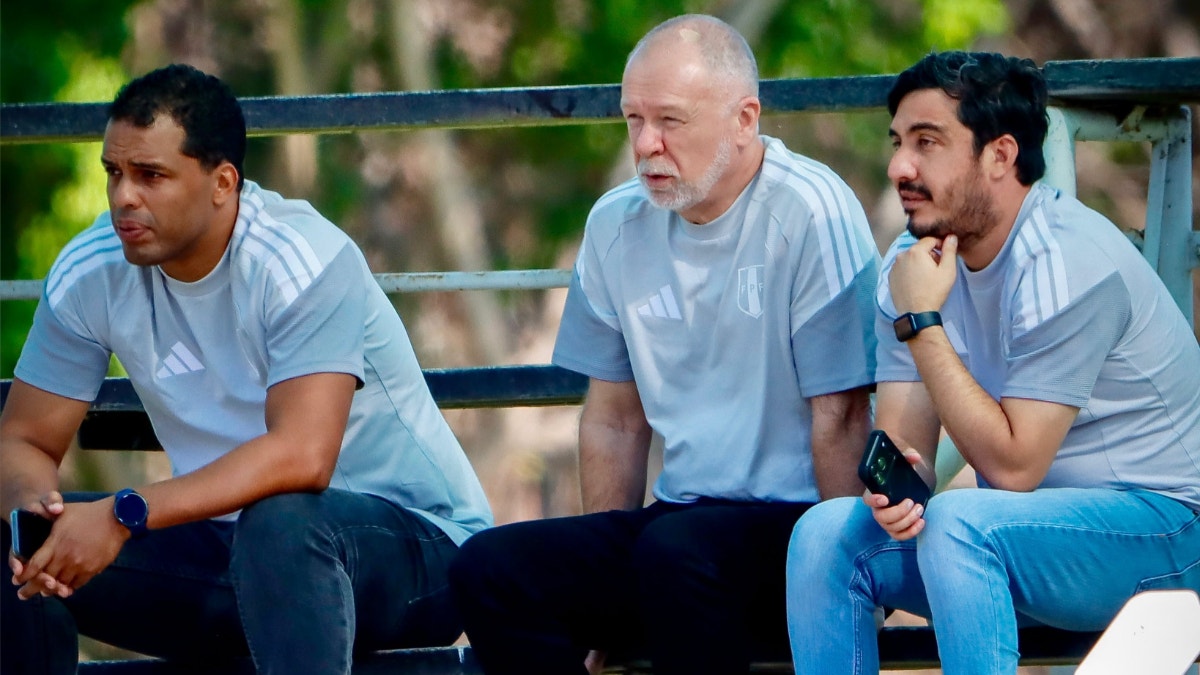 Mano Menezes pone la lupa sobre los jugadores de la Selección Peruana: ¿qué le preocupa al DT de la bicolor?