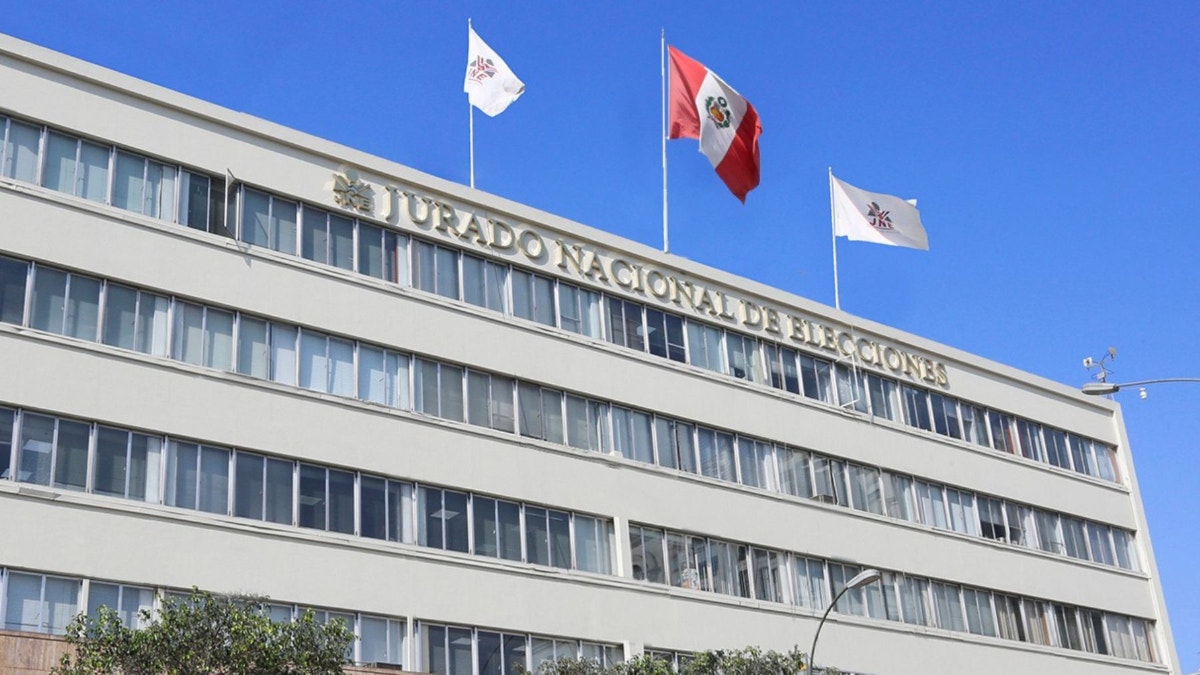 JNE reprograma reunión con partidos políticos mientras sigue pendiente definir si primeros regidores podrán recibir la credencial de alcalde
