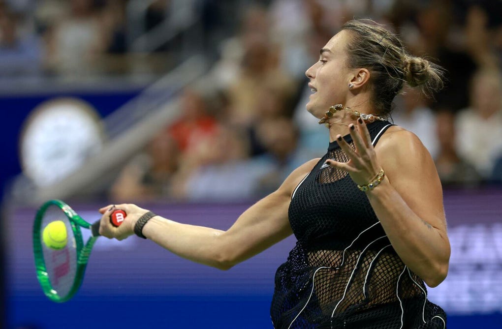 Sabalenka empezó la temporada con buen pie, pese a su derrota en Australia, con títulos en Brisbane y el Sunshine Double (Indian Wells y Miami), pero su año empezó a descarrilar cuando llegó la gira de tierra batida y hierba.