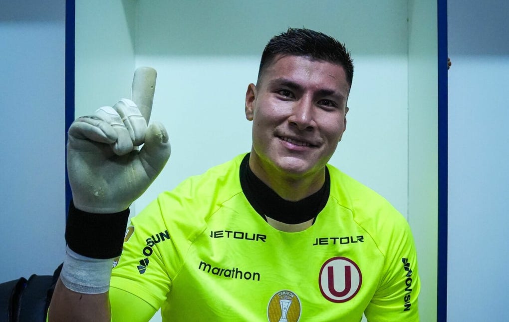 La felicidad de Diego Romero por la victoria crema en Matute.
