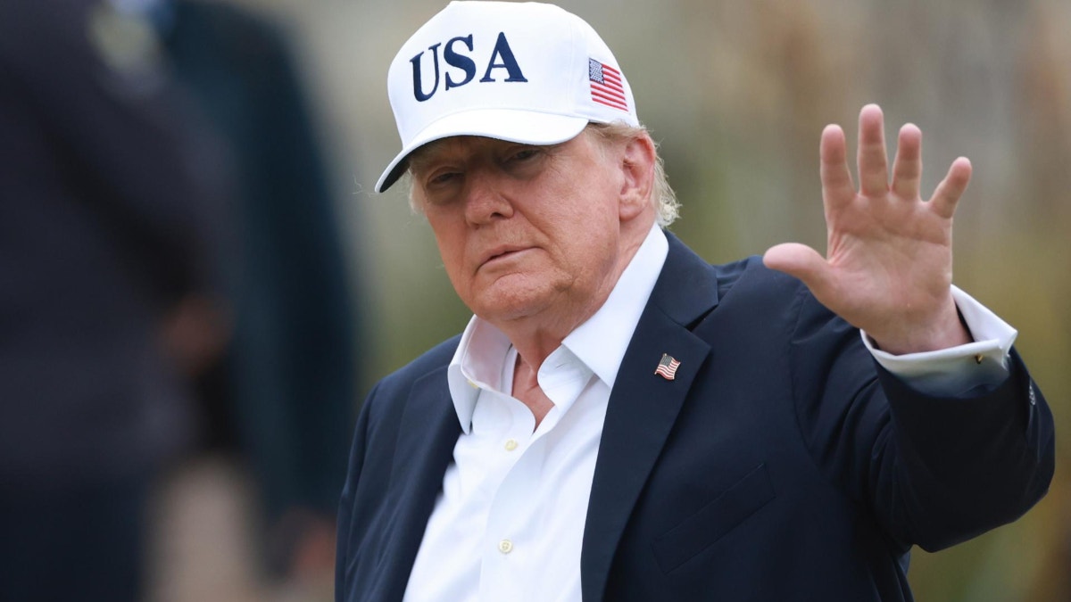 "Están planteando cosas que no van a suceder": Trump tacha de "fuerzas negativas" a quienes piden regular la IA