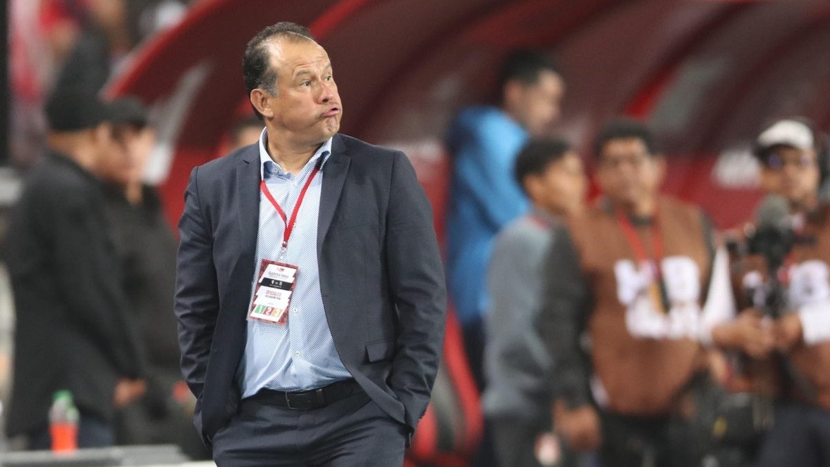 Solo falta la firma: Juan Reynoso será el nuevo técnico de uno de los clubes más tradicionales de la Liga MX