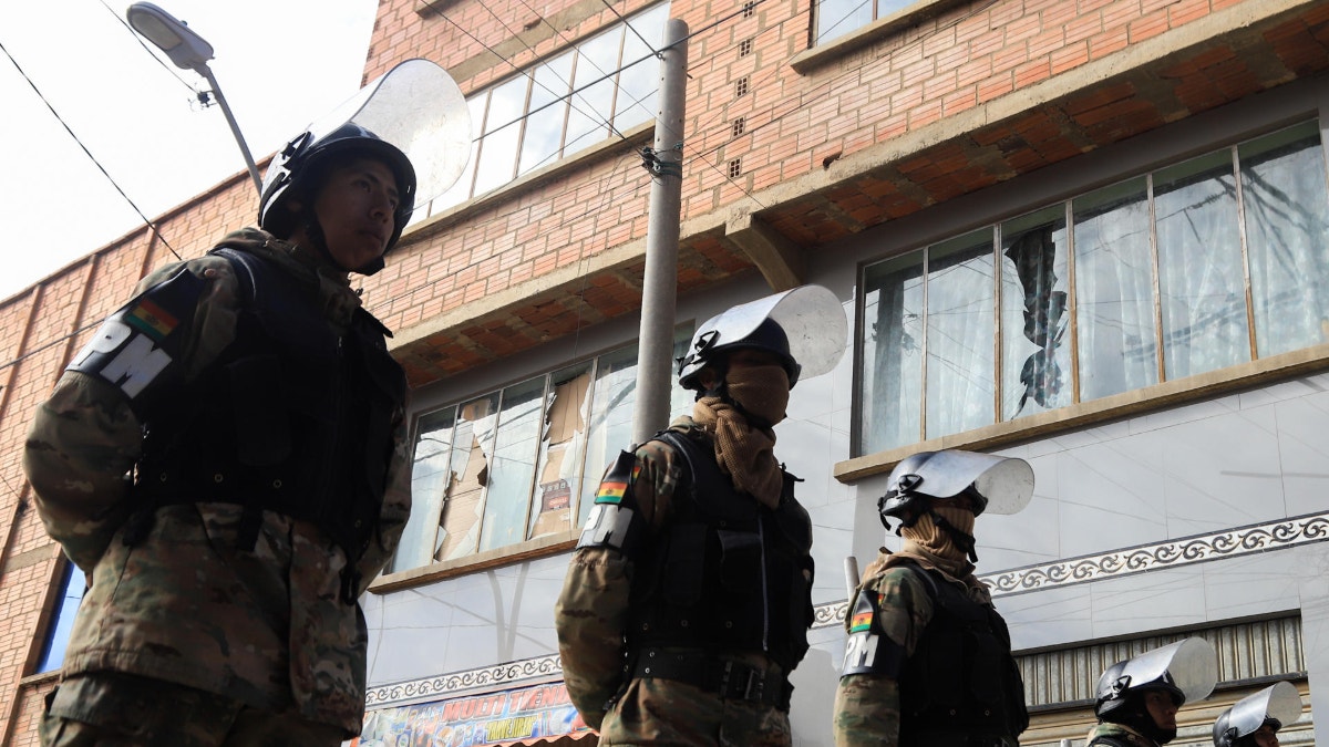 Gobierno de Bolivia prevé activar el estado de sitio en todo el país como medida adicional al de excepción