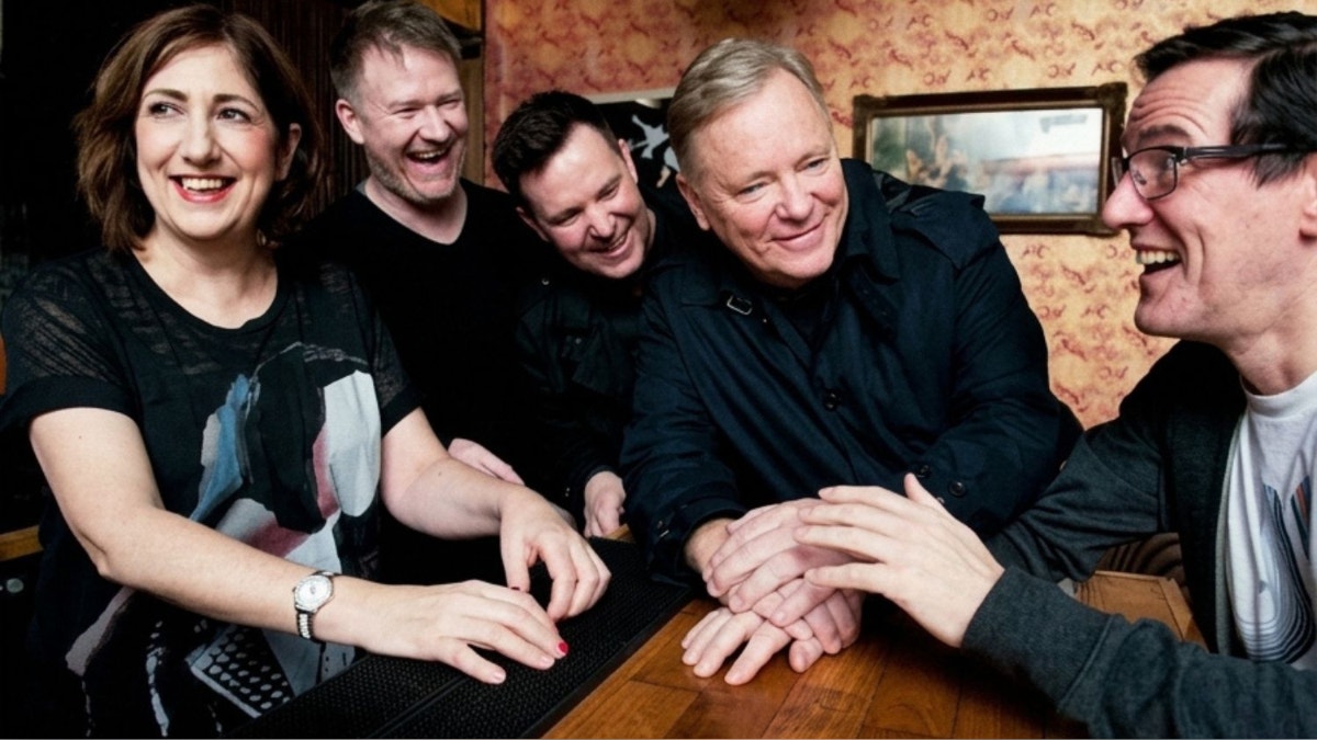 Gillian Gilbert, de New Order, revela que tiene cáncer y aclara confusión sobre la salud de Stephen Morris