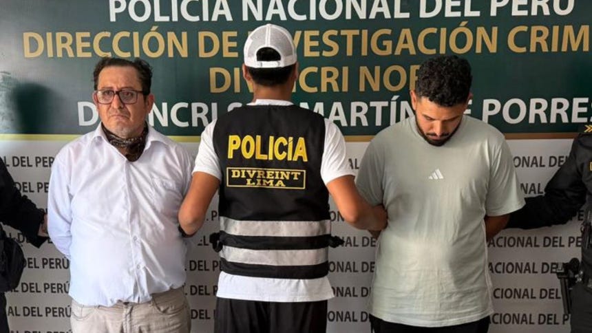 Cae banda de "tarjeteros" en San Martín de Porres: Recuperan 800 dólares de joven estafada