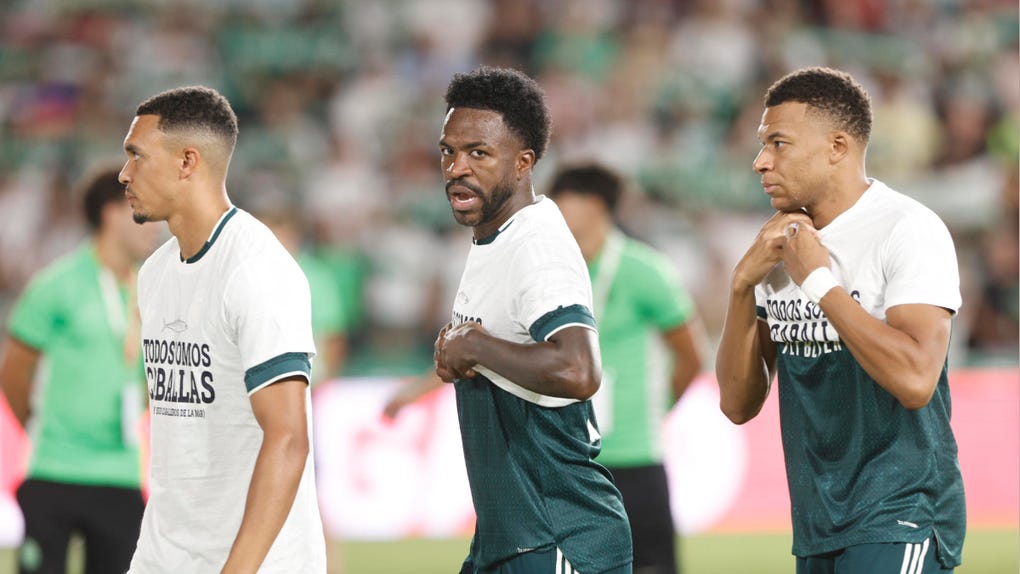 Mbappé y Vinicius no se colocaron la camiseta en homenaje a Ceuta.