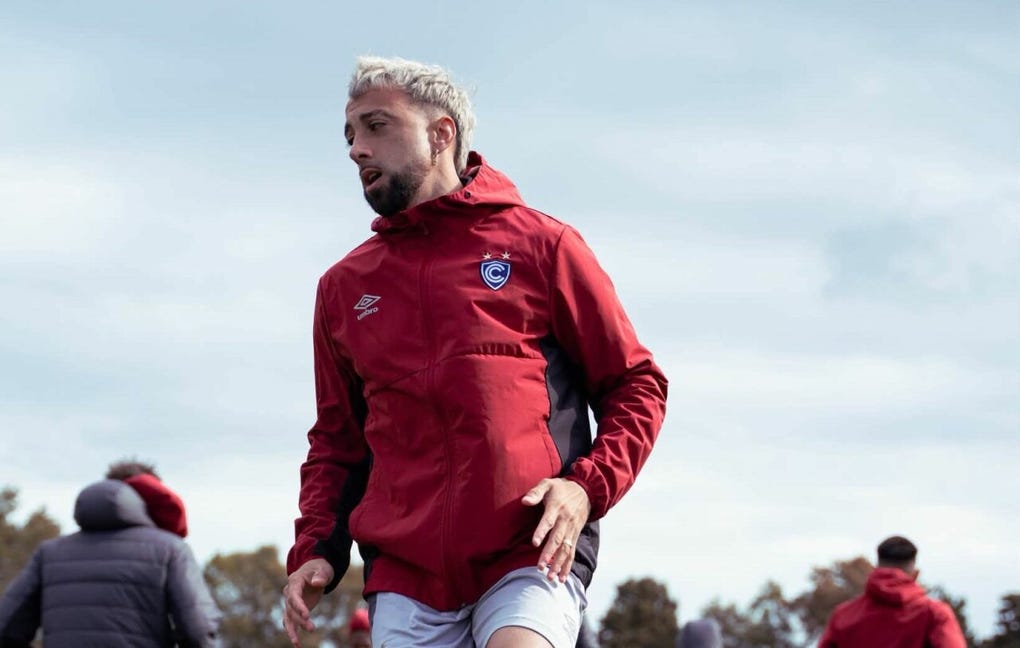 Cristian Souza tendrá minutos en la capital charrúa contra Montevideo City Torque.