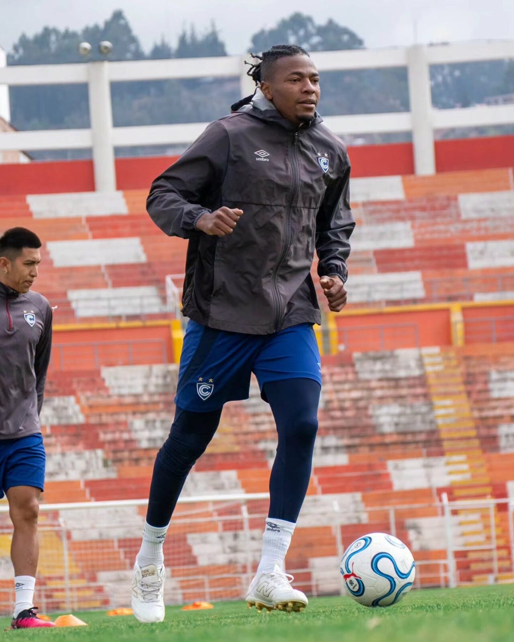 <strong>Kevin Becerra (Cienciano - defensa): </strong>500 mil euros.
