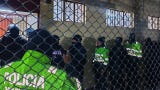 El objetivo del megaoperativo es detectar y requisar celulares, equipos electrónicos, armas, objetos contundentes “y cualquier elemento prohibido que pudiera ser utilizado para coordinar extorsiones, amenazas u otros delitos desde el interior de los penales”, según la PNP.