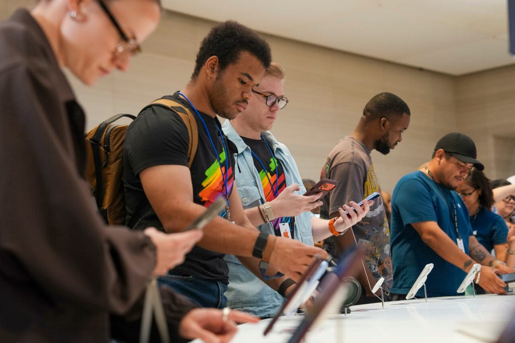 La llegada del iPhone 18 volvió a congregar a decenas de seguidores de Apple en el corazón de Manhattan.