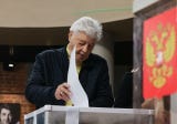 El voto electrónico, muy criticado por la oposición, está disponible en 32 regiones rusas, donde viven más de 48 millones de electores.