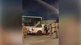 Bus del Metropolitano y patrullero de la PNP protagonizaron accidente en la av. Alfonso Ugarte [VIDEO]
