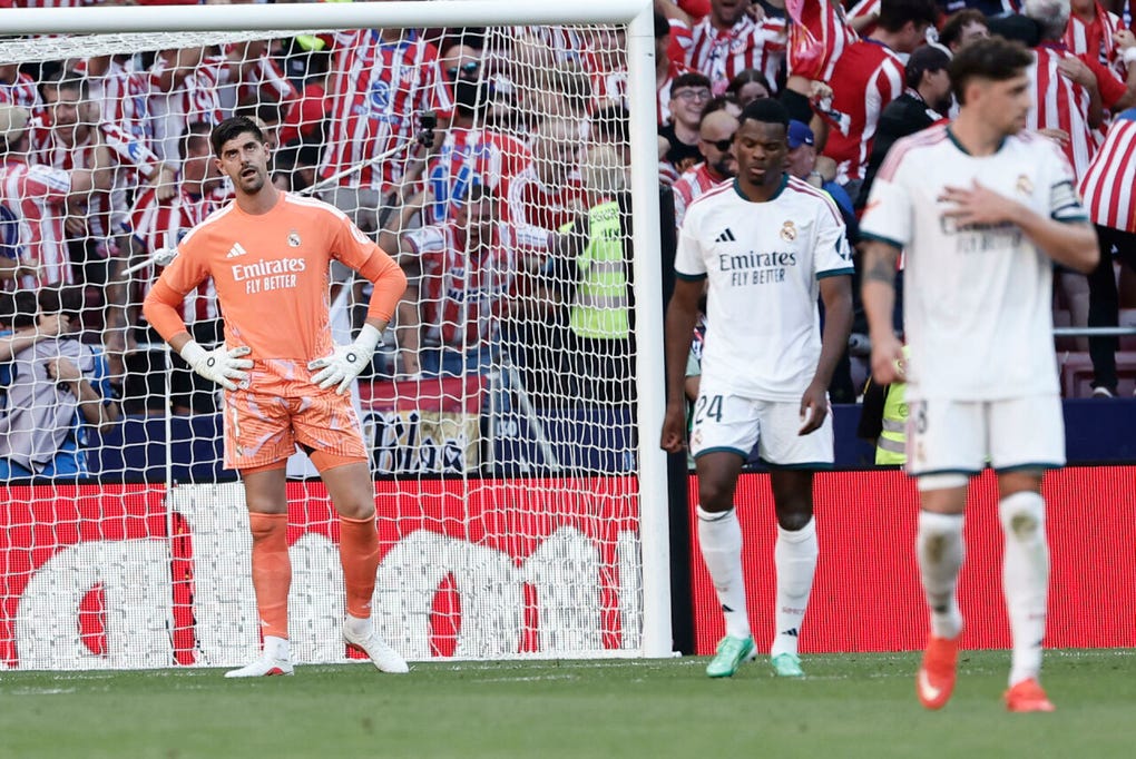 Thibaut Courtois no evitó los goles del Atlético de Madrid.