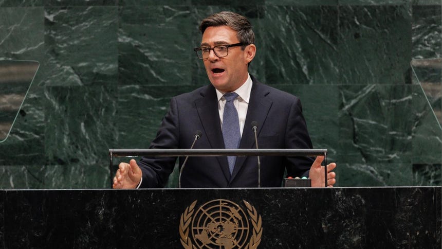 Burnham había señalado que Las Malvinas forman parte de Reino Unido.