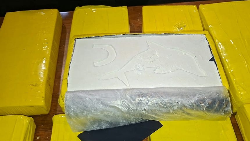 La droga tenía un logo de un delfín.