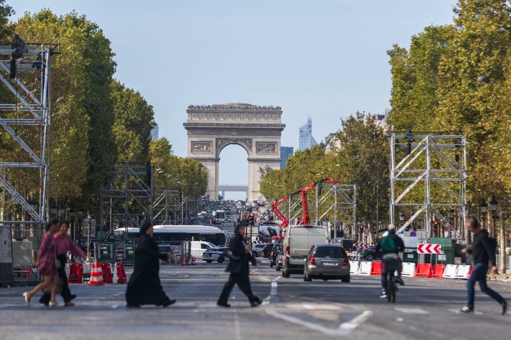 La llegada del pontífice a Notre-Dame también modificará durante varias horas la vida cotidiana en el corazón histórico de París. La circulación quedará restringida en la Isla de la Ciudad, parte de la Isla de San Luis y varios de los muelles del Sena.