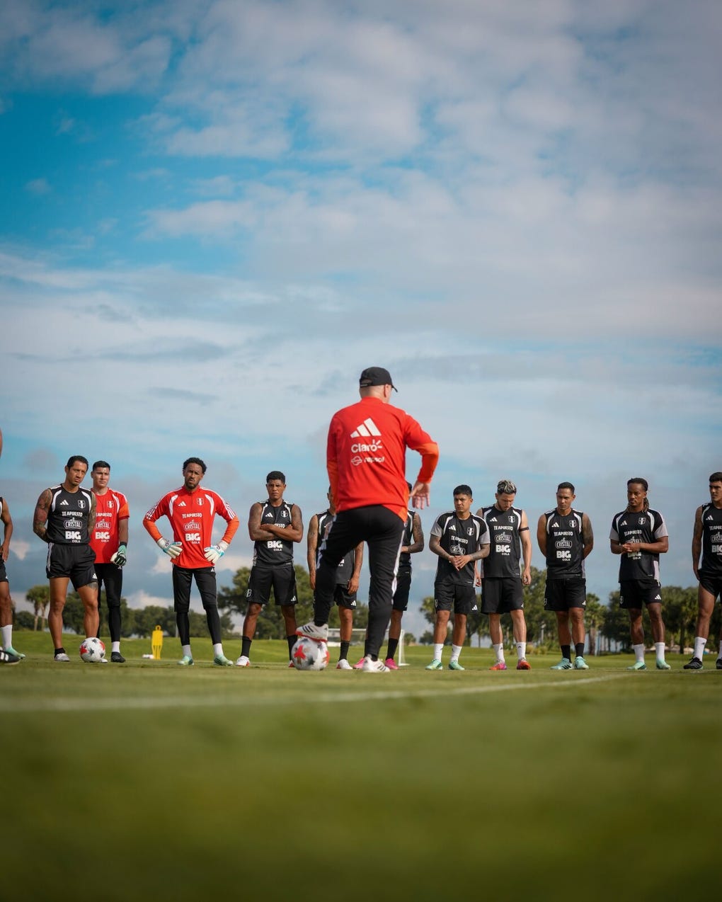<a href=https://rpp.pe/futbol/seleccion-peruana/apuestas-peru-vs-estados-unidos-cuanto-paga-triunfo-bicolor-en-amistoso-fecha-fifa-2026-noticia-1709067 data-mce-href=https://rpp.pe/futbol/seleccion-peruana/apuestas-peru-vs-estados-unidos-cuanto-paga-triunfo-bicolor-en-amistoso-fecha-fifa-2026-noticia-1709067>La Selección Peruana</a> jugará este sábado en Orlando frente a <a href=https://rpp.pe/futbol/seleccion-peruana/lista-de-convocados-de-estados-unidos-para-el-amistoso-contra-peru-folarin-balogun-ricardo-pepi-noticia-1709064 data-mce-href=https://rpp.pe/futbol/seleccion-peruana/lista-de-convocados-de-estados-unidos-para-el-amistoso-contra-peru-folarin-balogun-ricardo-pepi-noticia-1709064>Estados Unidos</a> en amistoso internacional en fecha FIFA.