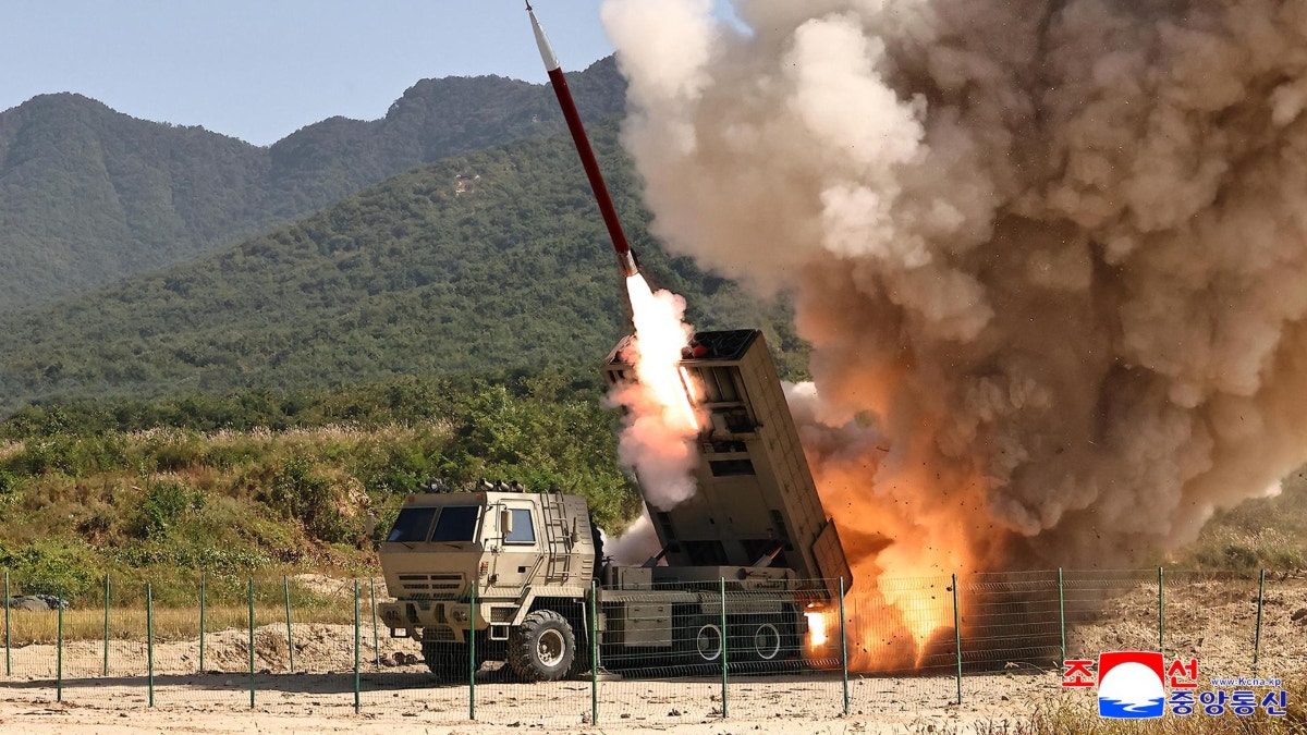 Corea del Norte realizó una prueba de un sistema de lanzacohetes actualizado: ¿qué características tiene?