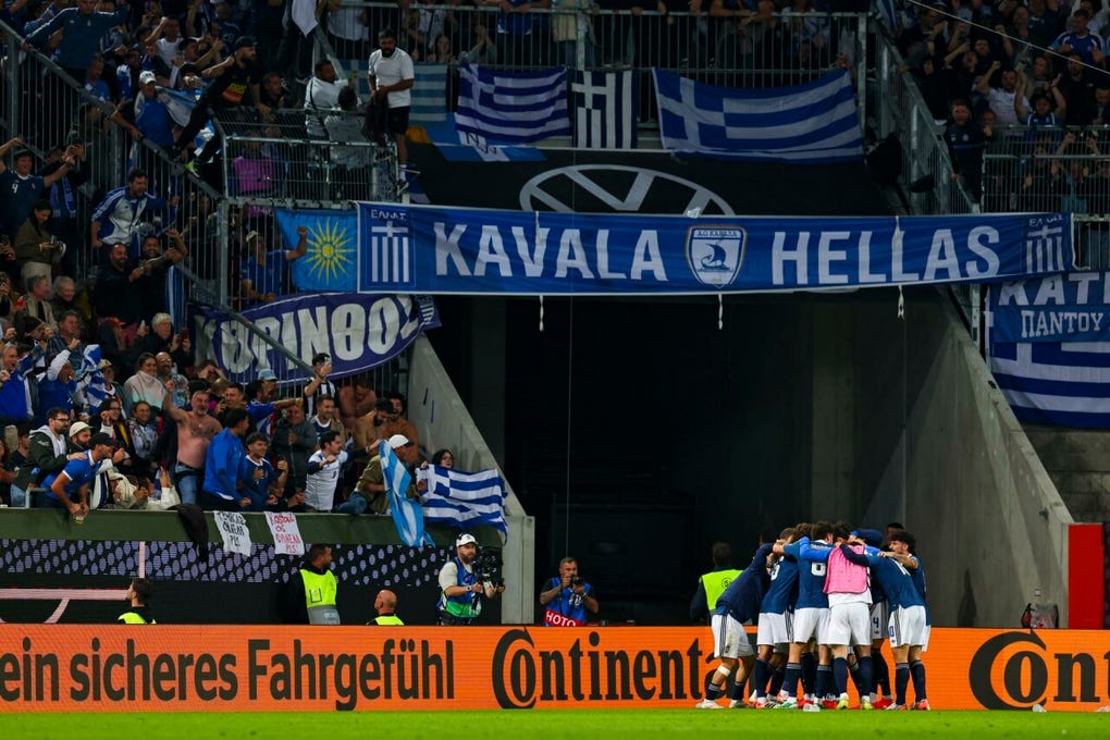Por todo lo alto: así celebró Grecia su primera e histórica victoria sobre Alemania - Foto 1