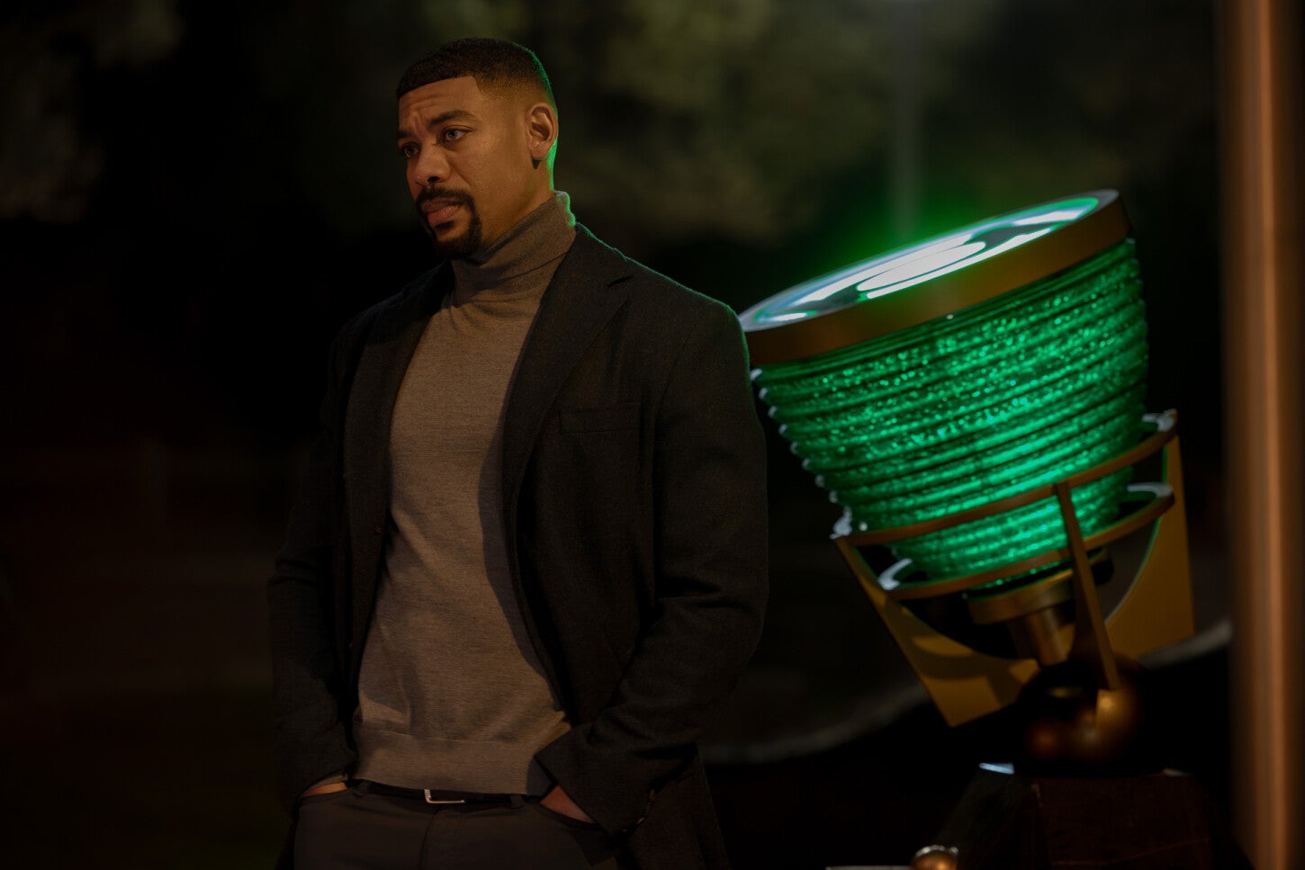 Aaron Pierre en 'Lanterns' Aaron Pierre interpreta a John Stewart, un nuevo recluta del Cuerpo de Linternas, en 'Lanterns'.