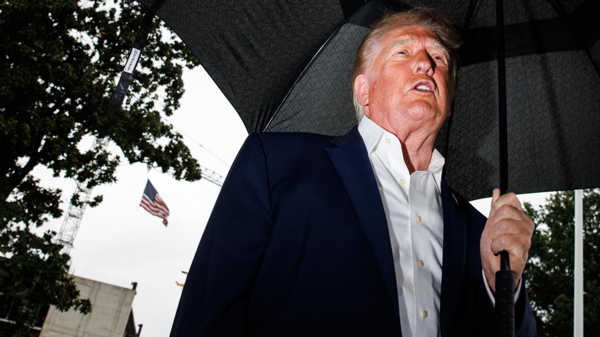Donald Trump trajo oro de Venezuela a EEUU, pero las refinerías se niegan a procesarlo, según NYT
