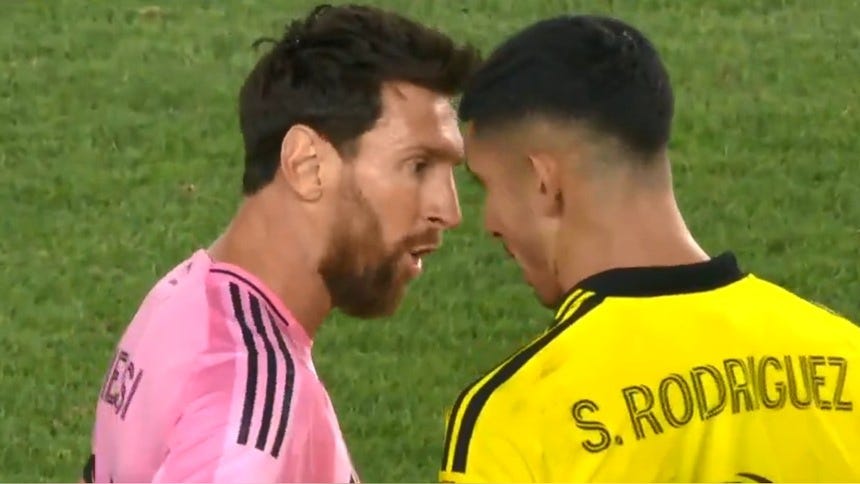 Se dijeron de todo: Messi y un fuerte careo con jugador uruguayo en partido de la MLS [VIDEO]