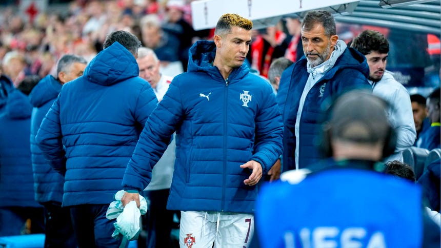 Cristiano vio el partido en el banquillo: Jorge Jesús explicó porqué no usó a 'CR7' frente a Noruega