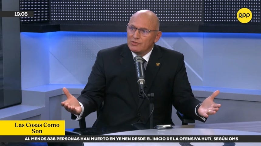 Francisco Calisto critica propuesta de rechazar facultades del Ejecutivo