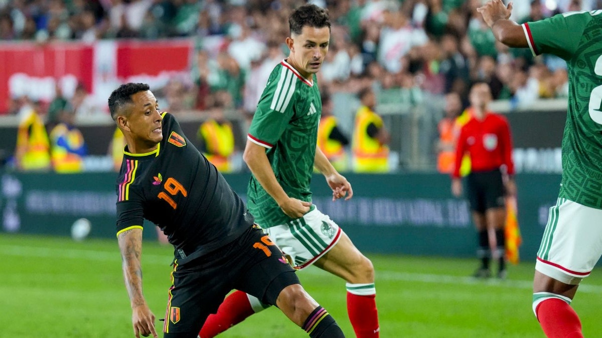 Perú igualó 1-1 con México en amistoso internacional por fecha FIFA