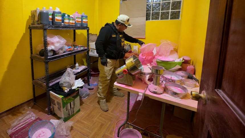 PNP incauta más de 800 000 pastillas de éxtasis y 55 kilos de MDMA durante operativo en Lima