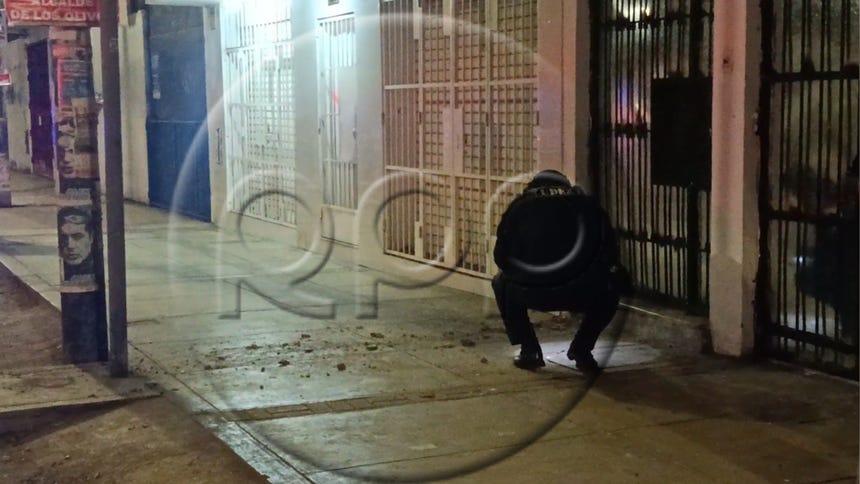 Pánico en Los Olivos: detonan explosivo en la puerta de una vivienda de la avenida Universitaria