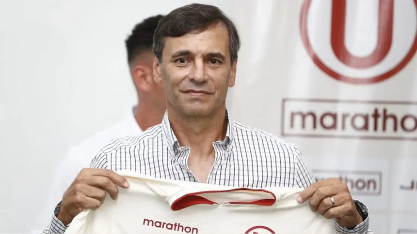 ¡De vuelta a casa! Universitario anunció la llegada de Fabián Bustos