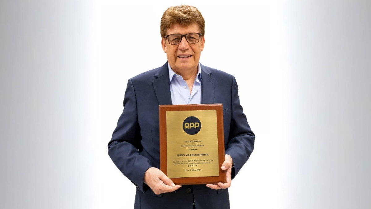 Hugo Viladegut recibió el Premio Manuel Delgado Parker 2026 por sus aportes y trayectoria en RPP