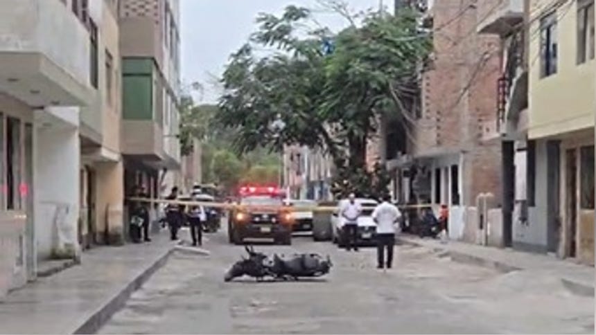 Callao: un hombre murió y otro resultó herido en ataque a balazos contra motocicleta