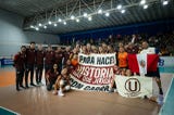 El conjunto crema mostró solidez durante todo el encuentro y no cedió ningún set ante su rival brasileño.